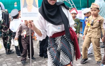 Guru Favorit: Pahlawan di Sekitar Kita dalam Peringatan Hari Pahlawan