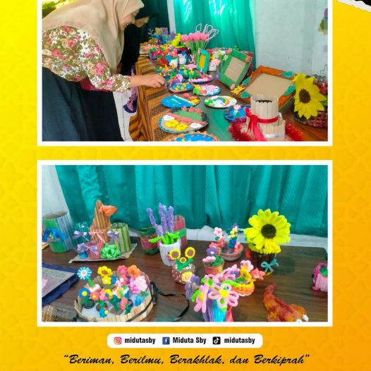 Muroajah Suroh Al Ma’un dan Al Qoriah oleh siswa-siswi kelas 1 MI Darut Ta’lim